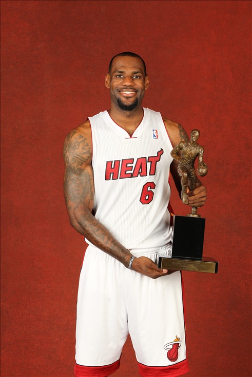 科尔：73胜那年赛季末我本想轮休主力，但追梦说他们想要记录（科尔谈73胜赛季末：我本想轮休主力，追梦坚持要冲击纪录）