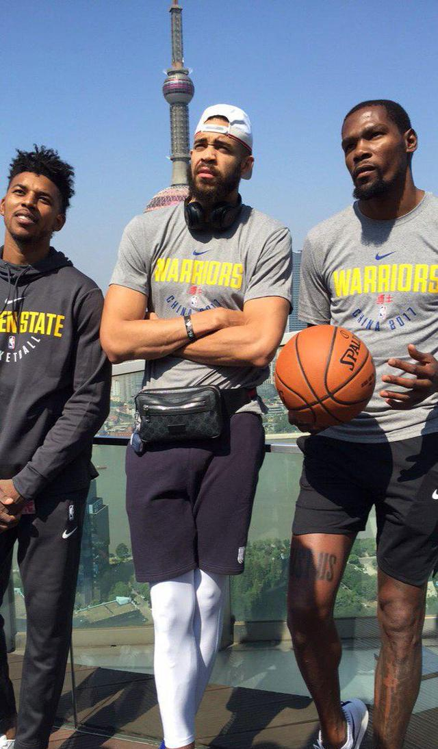 对亚马尔的建议？费兰-托雷斯：理疗和健身房，就这么简单（费兰-托雷斯给亚马尔的建议：坚持理疗与健身，简单有效）