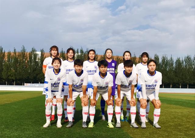 双喜临门，唐斯在圣诞节向女友求婚成功，此前还击败了骑士（圣诞喜报：唐斯求婚成功，此前率队击败骑士）