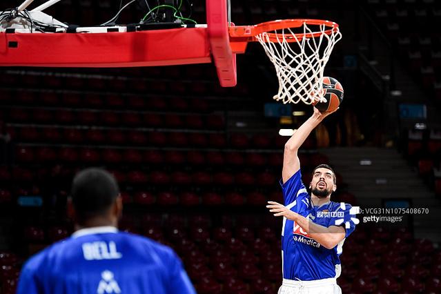 NBA杯半决赛看点：文班复出欲终结雷霆连胜，班凯罗PK布伦森（NBA杯半决赛前瞻：文班复出剑指终结雷霆连胜，班凯罗对飙布伦森）