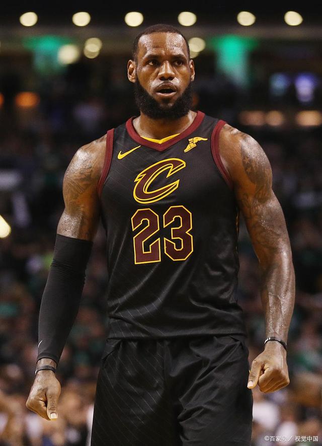 斯基拉：尤文未谈妥麦肯尼续约，两家意甲俱乐部已与球员接触（斯基拉：尤文与麦肯尼续约未达成一致，两家意甲俱乐部已与其接触）