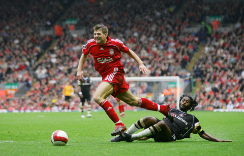 知名装备网站：阿迪达斯将于11月6日发售世界杯球衣，23队谍照泄露（阿迪达斯世界杯球衣定档11月6日发售，知名装备网称23队谍照已泄露）