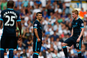 德甲战报：两队共7人染黄，奥格斯堡0-0云达不莱梅（德甲：奥格斯堡与云达不莱梅0-0收场，双方合计7张黄牌）