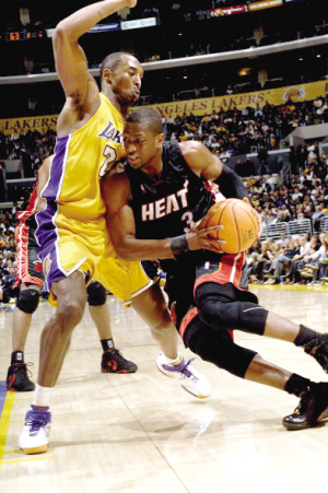 莫雷托：药厂不愿把格里马尔多卖给拜仁，球员也倾向回西班牙（莫雷托：勒沃库森拒卖格里马尔多给拜仁，球员更倾向回西班牙）