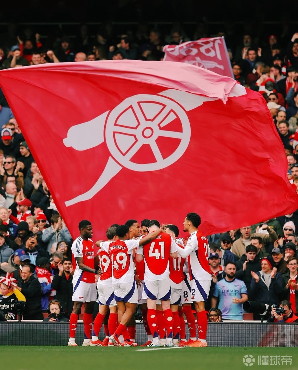 比埃尔霍夫：海外赛对足球发展有帮助，球迷可看到喜欢的球星（比埃尔霍夫称海外比赛有助足球发展，球迷更易看到心仪球星）