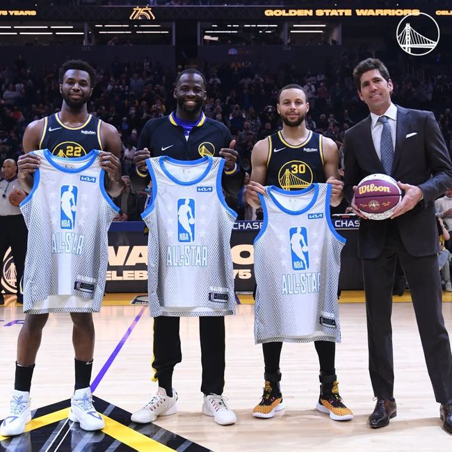 造访迈阿密国际，特雷泽盖晒与梅西合影：毋庸置疑的第一人（探访迈阿密国际，特雷泽盖晒与梅西合影：当之无愧的第一人）