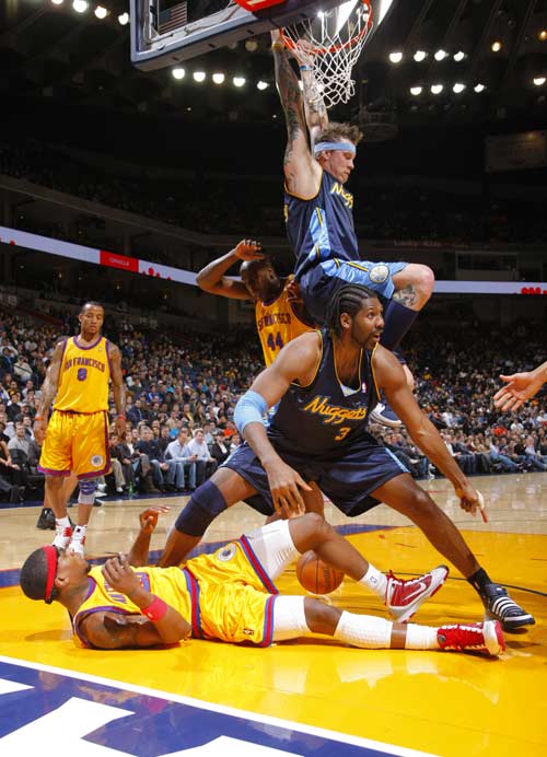 官方：不莱梅与18岁后卫施梅特根斯签下首份职业合同（官宣：不莱梅与18岁后卫施梅特根斯签订生涯首份职业合约）