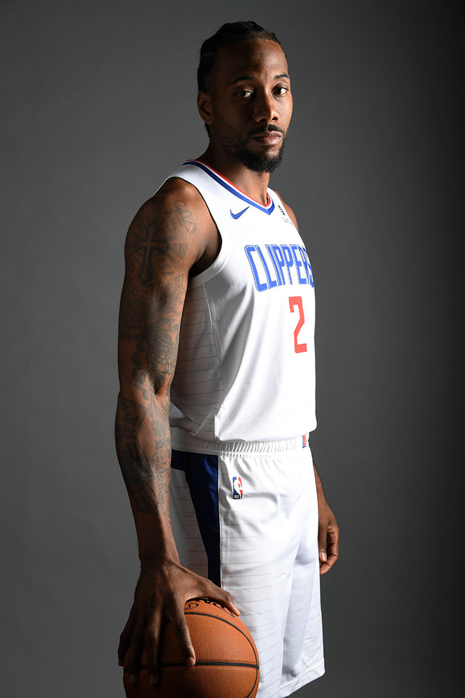 传记作者：莱万年少时常因身材自卑；他与渣叔的关系起初不好（传记作者披露：莱万少年因体型自卑，与渣叔最初关系不佳）