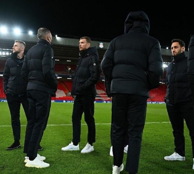 穆索：国米是夺冠热门之一，这场胜利极大地提振了球队的士气（穆索：国米位居争冠行列，此役胜利显著提振球队士气）