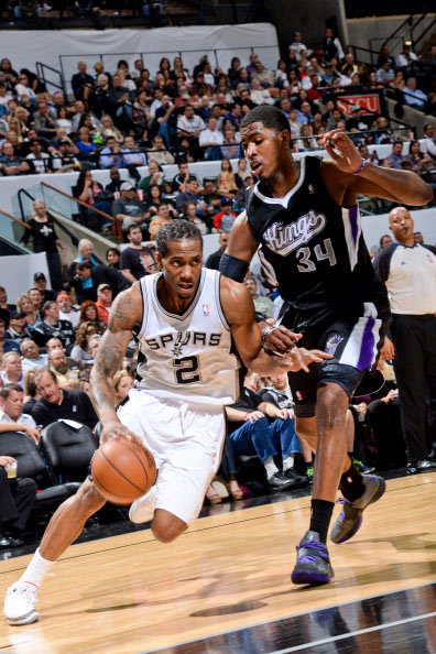 中国女足出战英格兰女足名单：王霜、吴海燕领衔，张琳艳在列（中国女足对阵英格兰名单公布：王霜、吴海燕领衔，张琳艳入选）