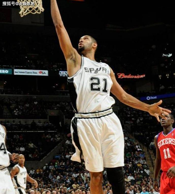 火箭119-96大胜湖人！杜兰特25+9+4，阿门爆发，詹姆斯创78年纪录（火箭119-96横扫湖人：杜兰特25+9+4发威，阿门爆发，詹姆斯刷新78年纪录）