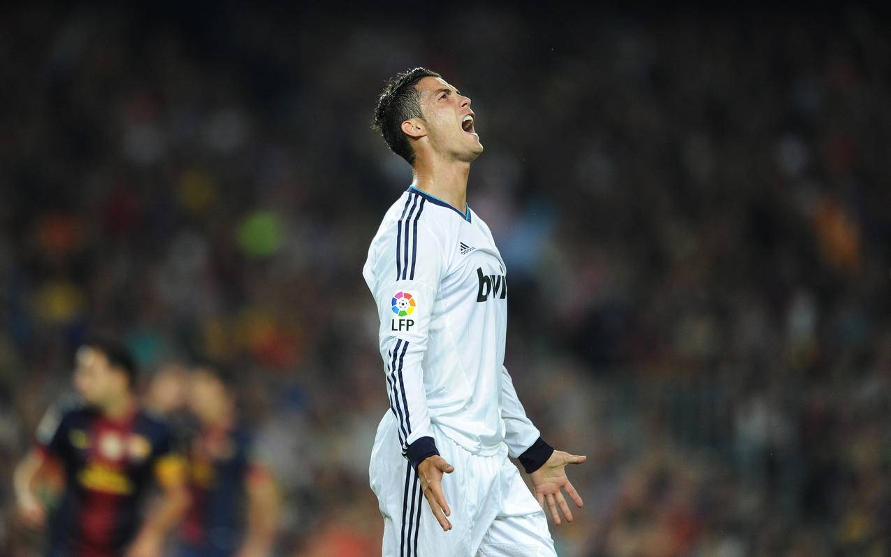 字母30+15+8难救主，唐斯打铁8中2布伦森37分，尼克斯送雄鹿7连败（字母哥30+15+8无力回天，唐斯8投仅2中，布伦森37分助尼克斯送雄鹿7连败）