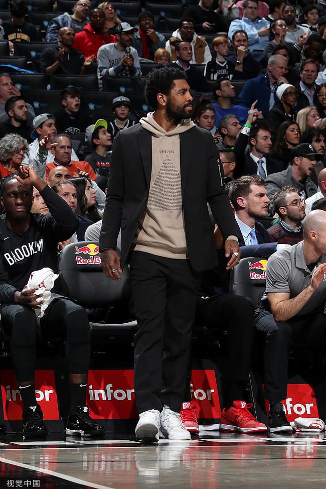 西媒：多名巴萨球员主动找到弗里克，愿弥补阿劳霍缺阵影响（西媒：巴萨多名球员主动向弗里克请缨，力争弥补阿劳霍缺席影响）