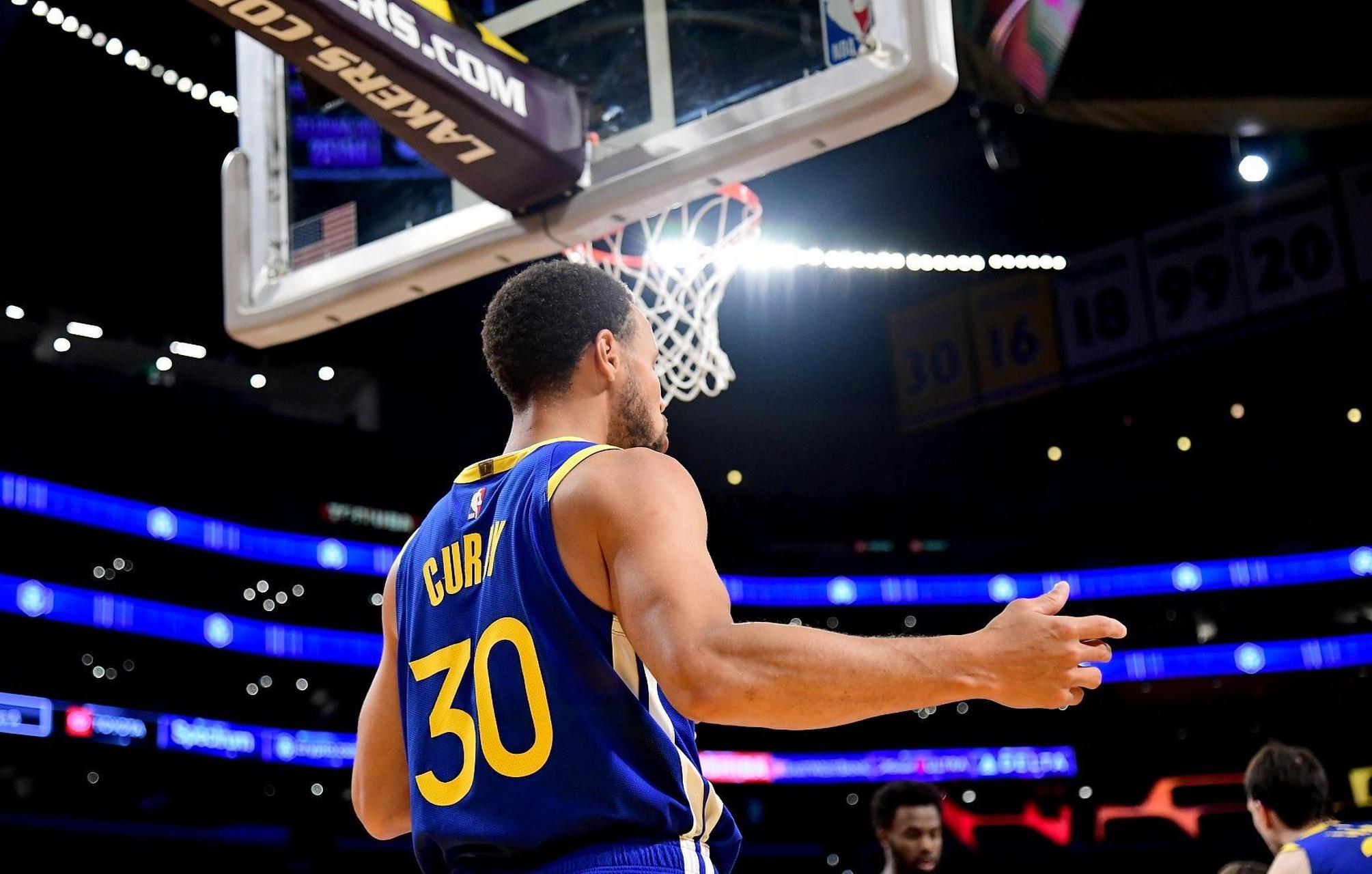 队报：里昂计划1月引进一名中卫，已经联系了切尔西的迪萨西（队报：里昂拟冬窗引进中卫，已与切尔西后卫迪萨西接触）