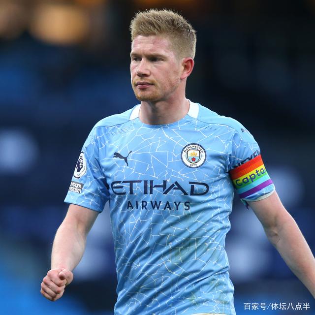 西甲：巴萨4-1大胜瓦伦西亚（西甲战报：巴萨4-1击败瓦伦西亚）